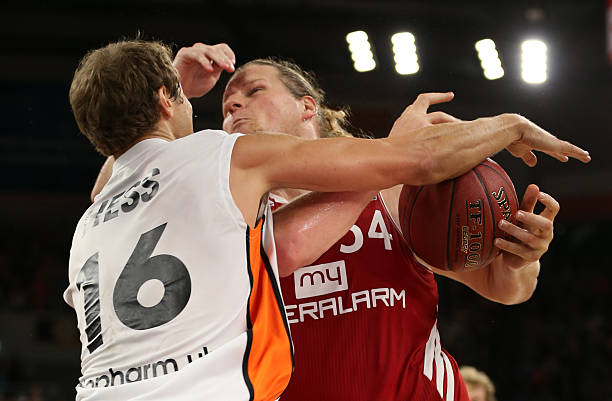 也为进攻端 也为进攻端