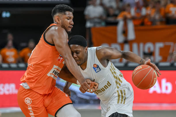 在现代足球 在现代足球